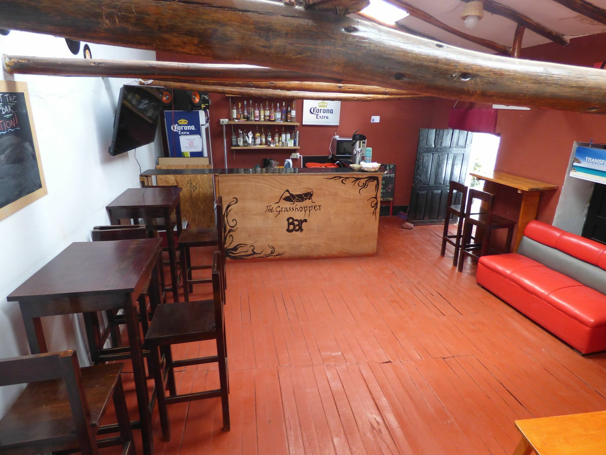 The Grasshopper Hostel กุสโก ภายนอก รูปภาพ
